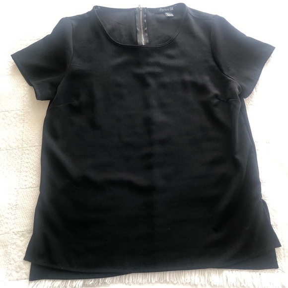 Forever 21 Top Black Bold Zip Back Blouse Short Sleeves size Large - Picture 10 of 13